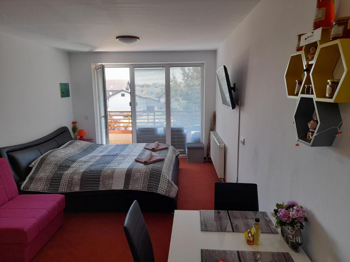 Honey Apartment 摩拉瓦托普利采 外观 照片